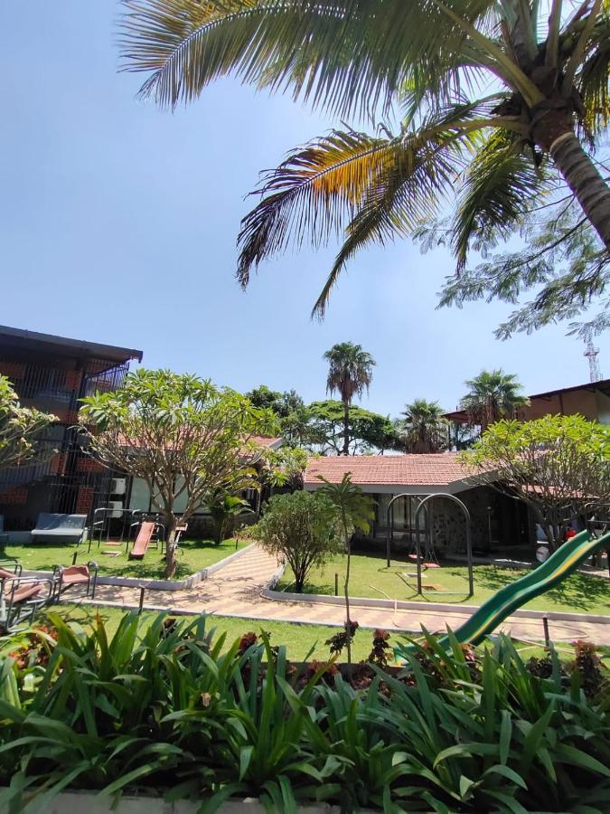 Caves County Resort Malegaon Экстерьер фото
