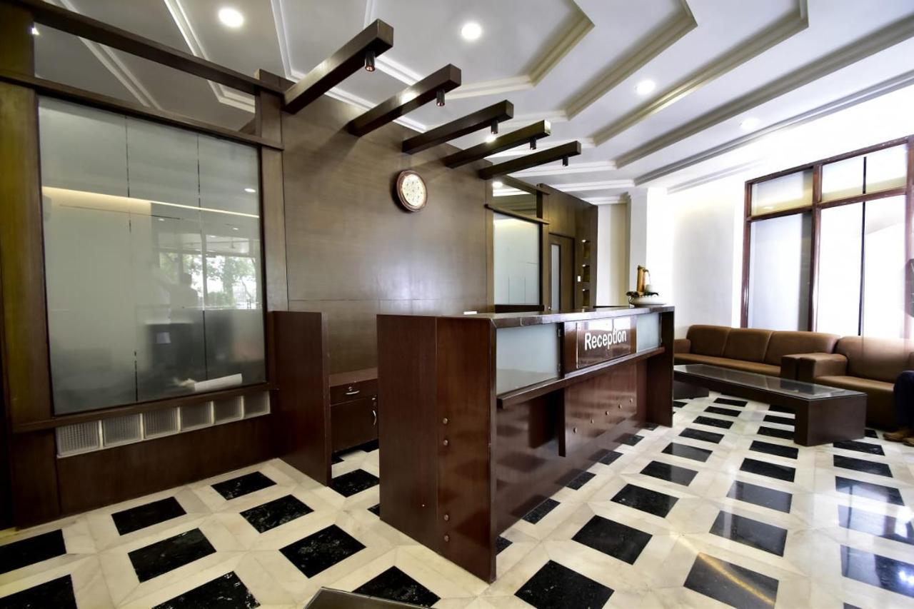 Caves County Resort Malegaon Экстерьер фото