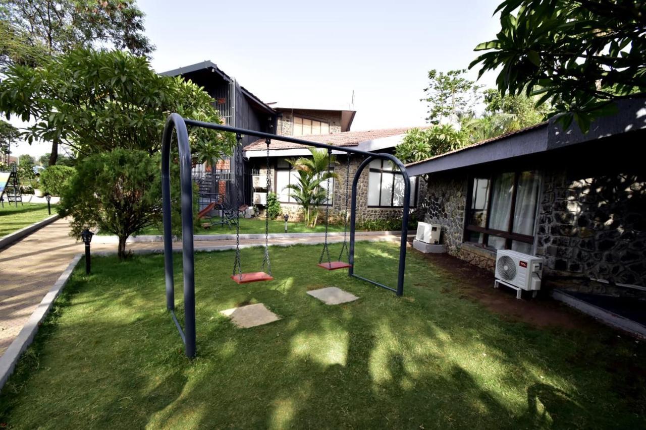 Caves County Resort Malegaon Экстерьер фото